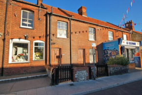 Annies, 30 Station Road